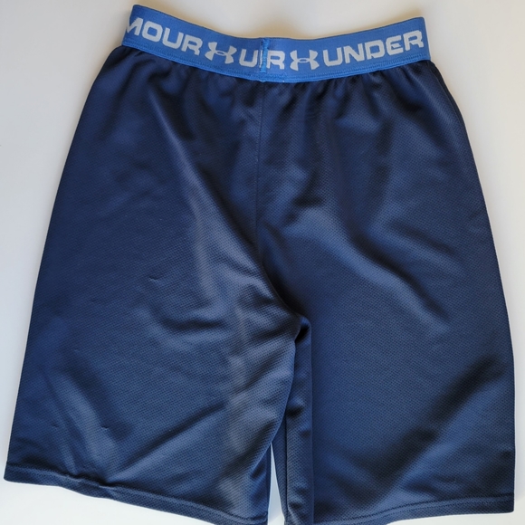 Under armour shorts - Picture 2 of 2